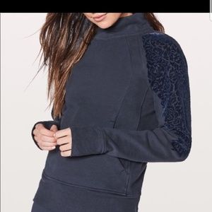 Lululemon floral flock fleece top size 6